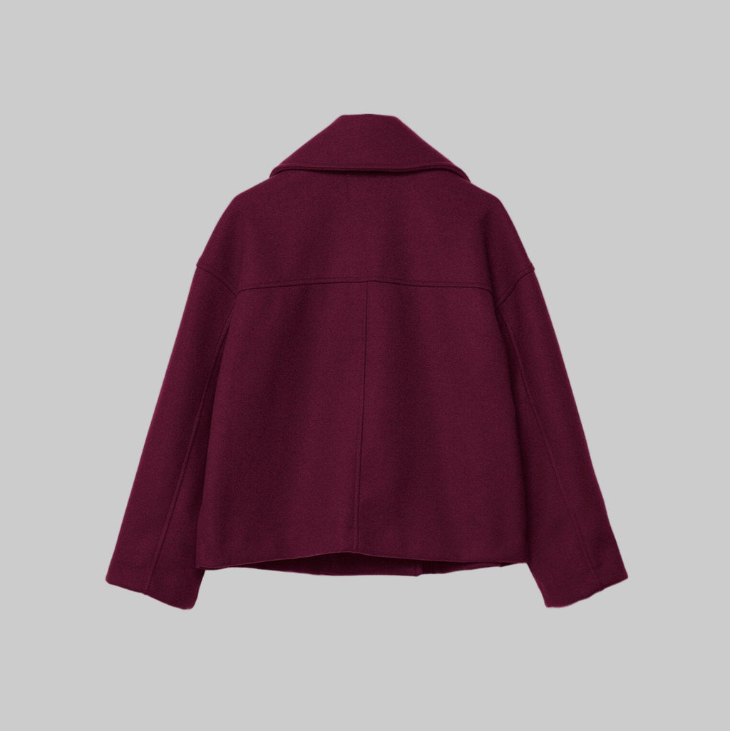 Women’s Short Coat With Wide Lapels